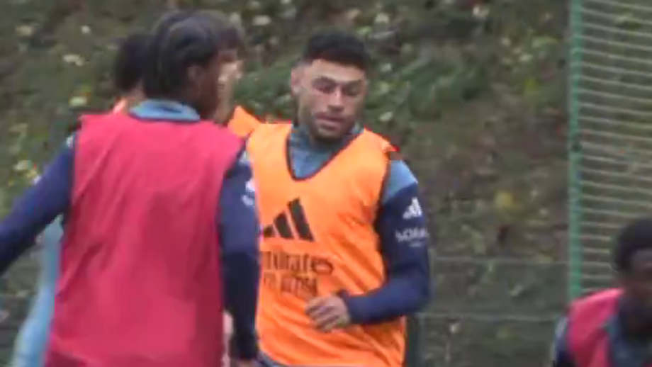 Vida de Alex Oxlade-Chamberlain deu uma volta de 180 graus