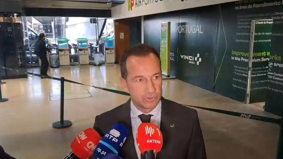 Presidente dos leões questionado sobre o interesse do Wolverhampton em Rui Borges 