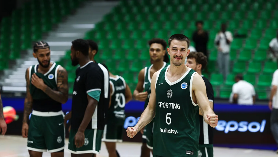 Leões apontam à vitória diante do Dinamo Sassari 