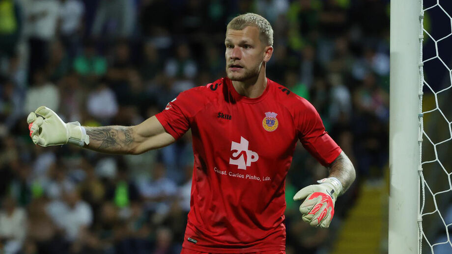 Nico Mantl não jogava desde abril