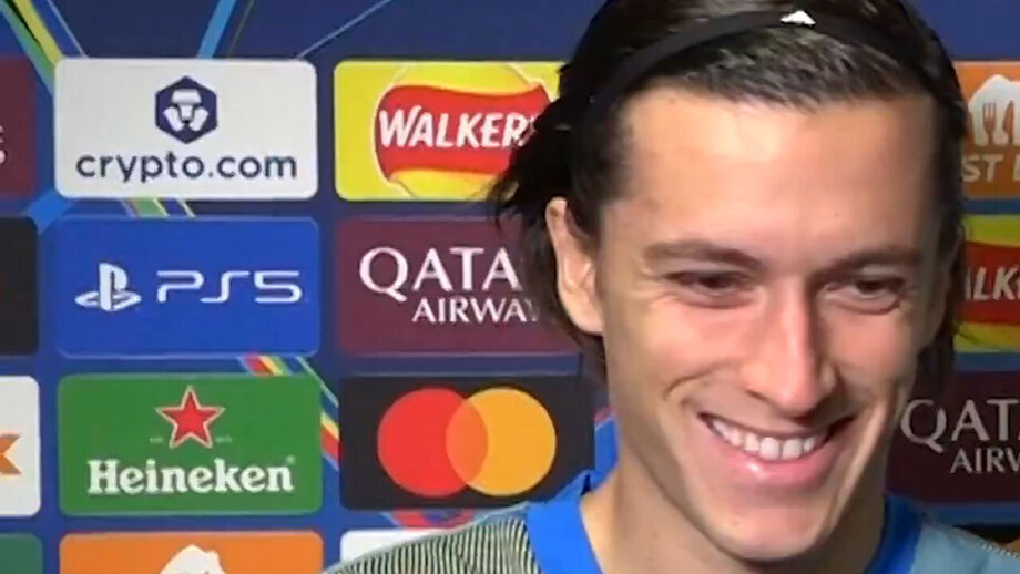 Momento hilariante na zona mista depois da derrota do Real Madrid frente ao Liverpool