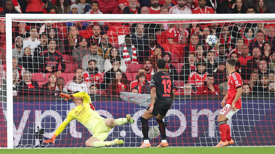 Dahl pede perdão aos adeptos após erro no golo sofrido