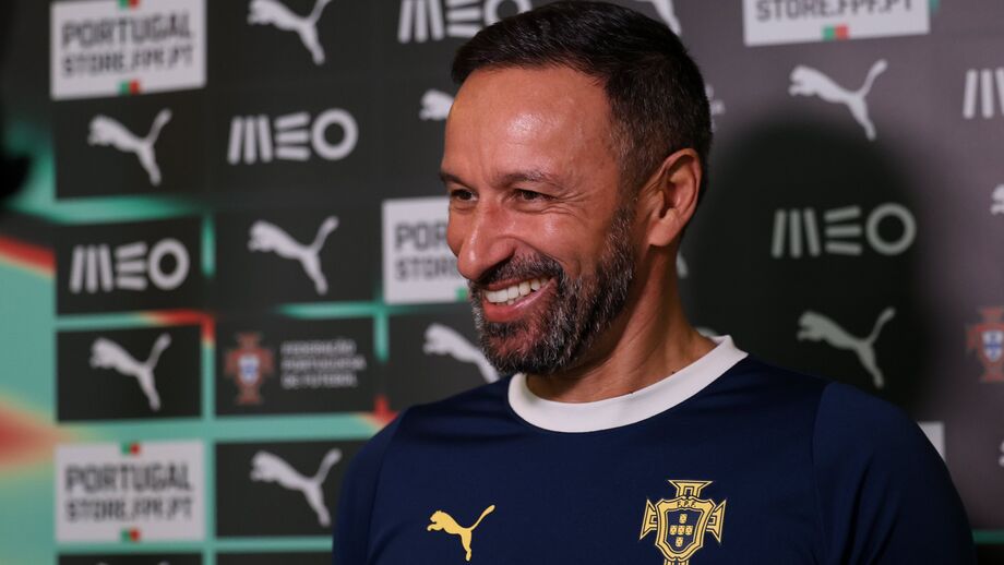 Bino Maçães prepara equipa para jogo com os belgas