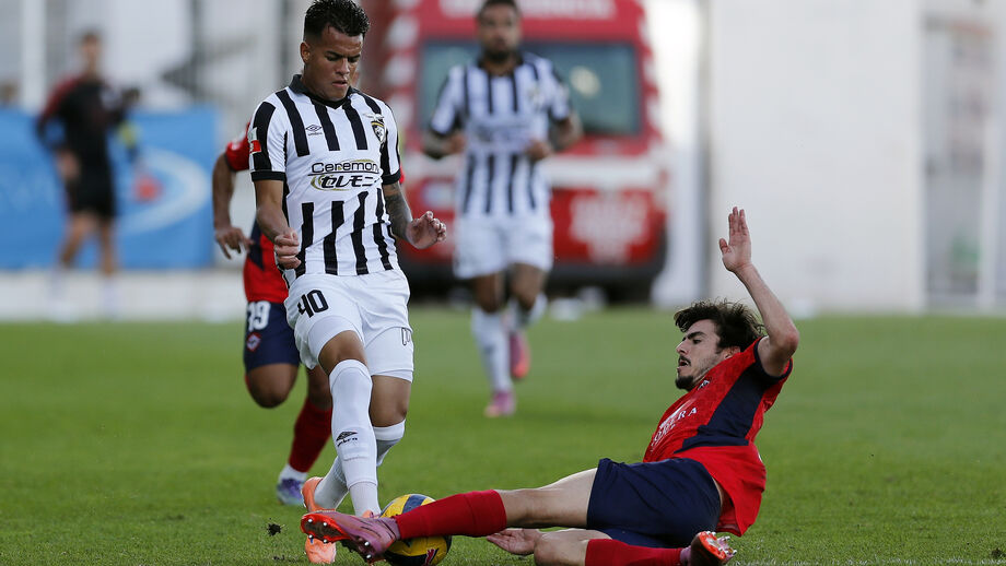 Portimonense-Oliveirense em Portimão