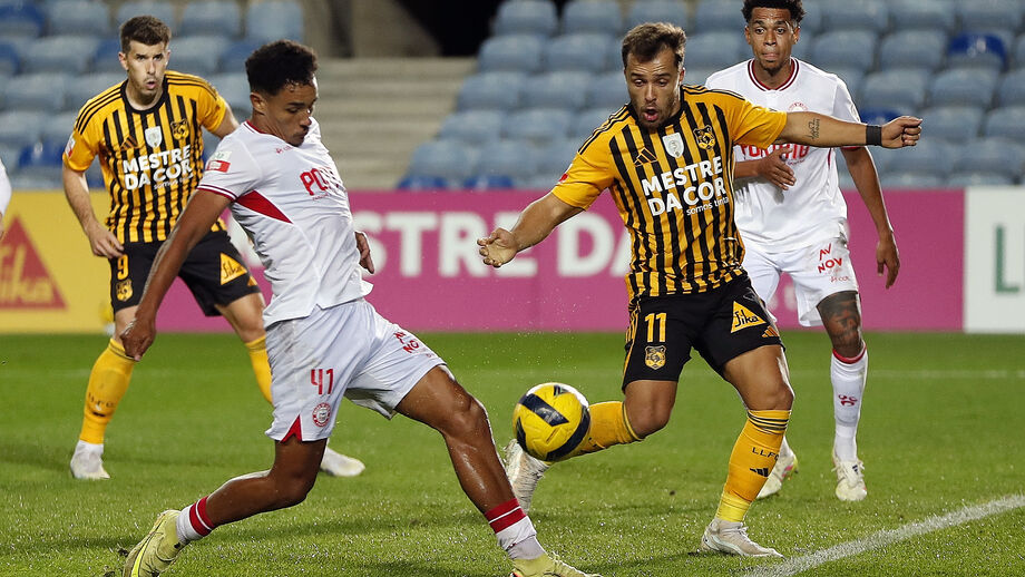Lourosa e U. Leiria empatam 1-1 no Estádio do Algarve