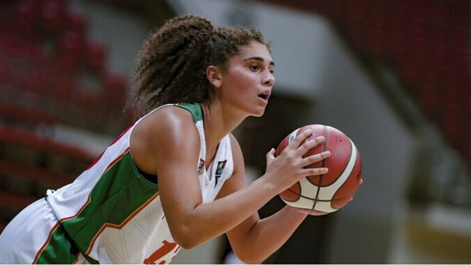 Sara Guerreiro confiante para ajudar a seleção frente à Sérvia e Islândia.
