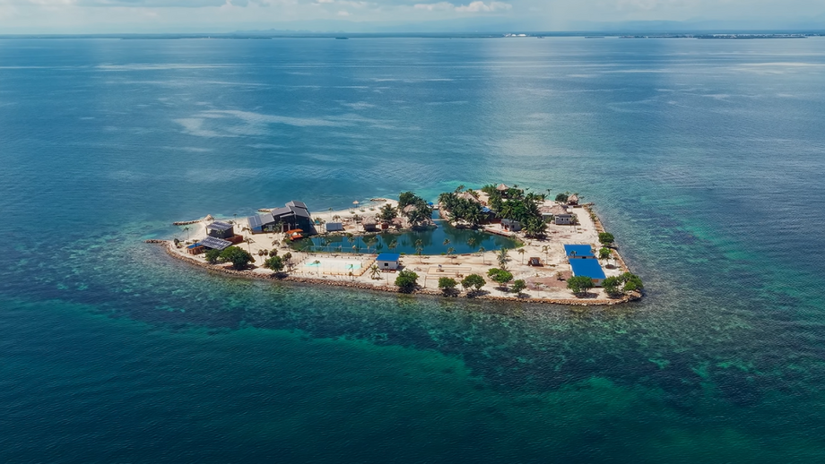 Reggie Bullock construiu um resort para a família