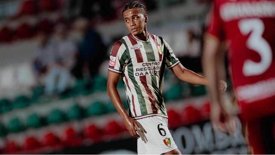 Oumar Ngom chegou no verão à Amadora