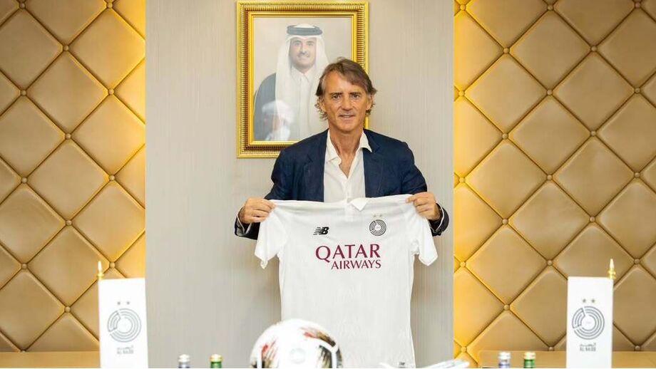 Roberto Mancini assina pelo Al Sadd para as próximas épocas