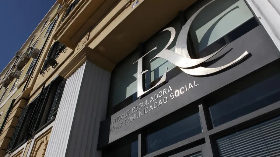 Medialivre notifica RTP, SIC e TVI para iniciar debates presidenciais após recomendação da ERC.
