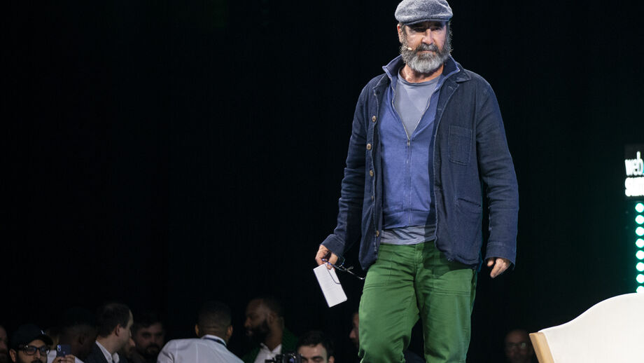 Eric Cantona contesta decisões de Jim Ratcliffe