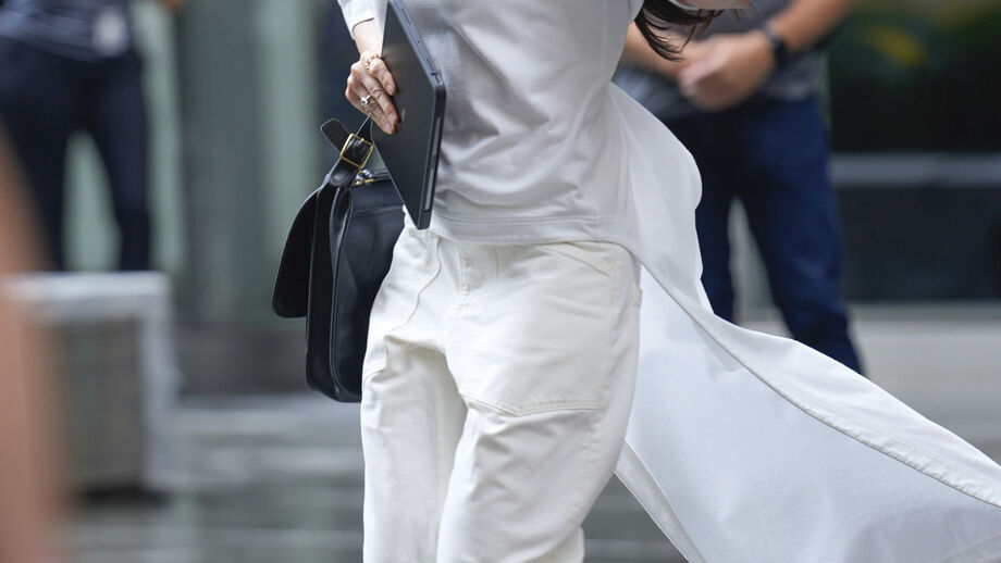 Meryl Streep e Anne Hathaway prontas para novos desafios em 'O Diabo Veste Prada 2'.
