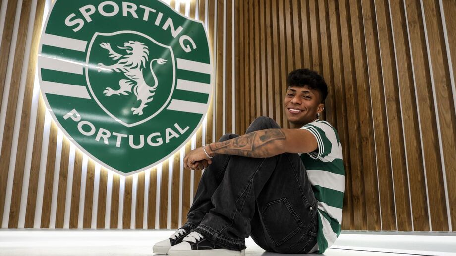 Alisson, extremo do Sporting, em entrevista exclusiva a Record