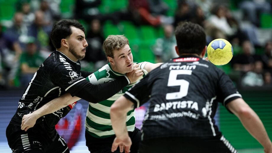 Sporting vence Águas Santas e iguala FC Porto e Benfica no Campeonato de Andebol