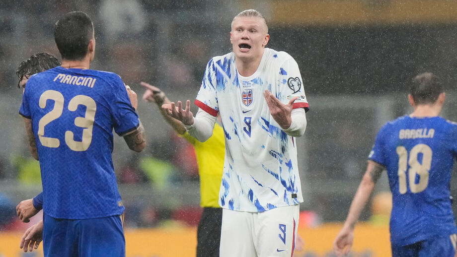 Haaland e Mancini desentenderam-se durante o Itália-Noruega