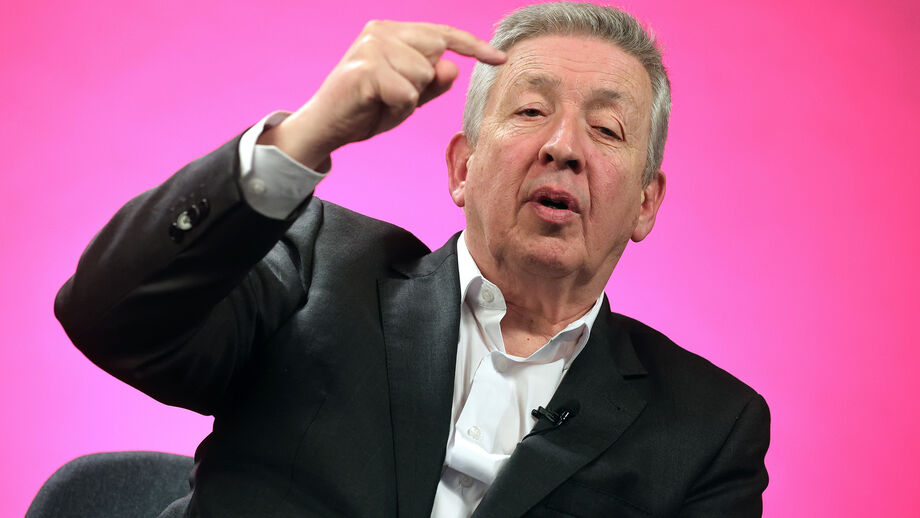 Fernando Tavares, antigo vice-presidente do clube da Luz, em entrevista a Record