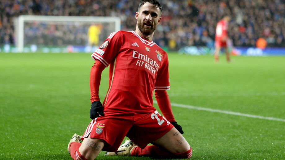 Rafa em ação com a camisola do Benfica frente ao Rangers