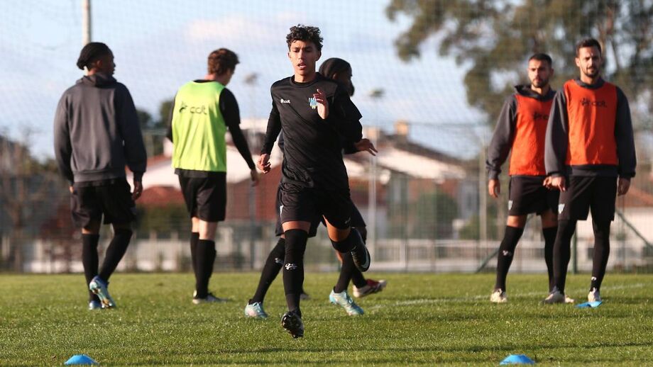 Costinha, extremo do Marinhense