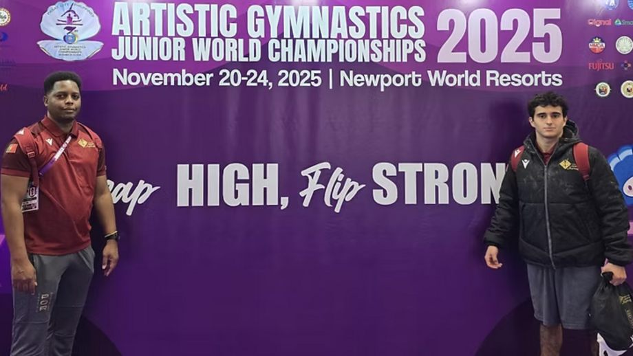 Francisco Brás compete no Mundial júnior de ginástica artística em Manila