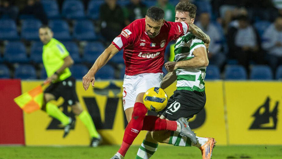 Luís Rocha frente ao Sporting 
