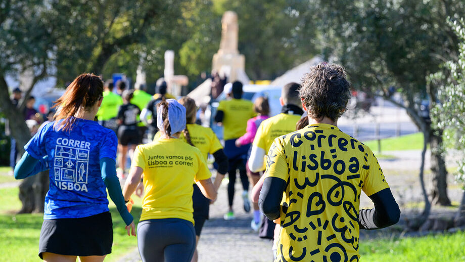 Correr para aquecer: treino da São Silvestre El Corte Inglés voltou a juntar centenas