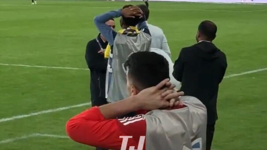 Colegas e elementos da equipa técnica rendidos