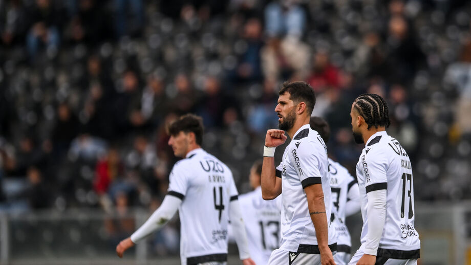 Nélson Oliveira marcou frente ao Mortágua