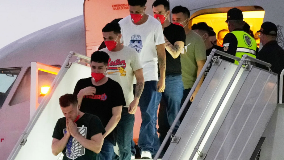 Donald Trump tem ameaçado utilizar força militar para avançar com deportações