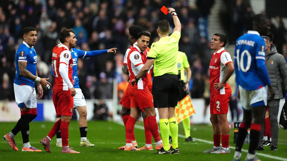 Rodrigo Zalazar pediu desculpa no balneário do Sp. Braga após expulsão frente ao Rangers