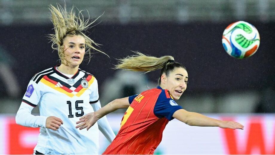Jogo da Liga das Nações feminina entre Espanha e Alemanha