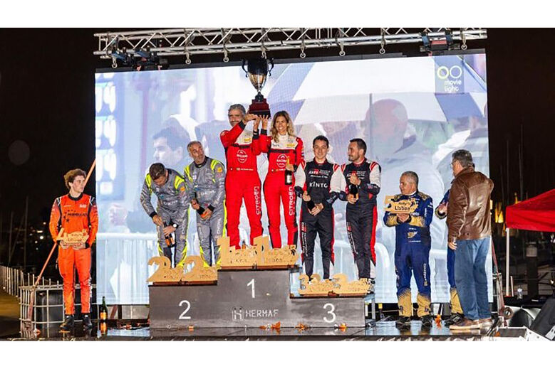 Cerimónia de pódio na Marina de Cascais