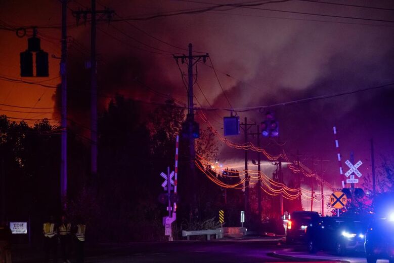 Avião de carga despenhou-se pouco depois de levantar voo no aeroporto de Louisville, Kentucky