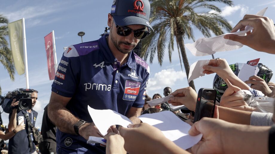 Miguel Oliveira recebido em Portimão para o Mundial de MotoGP