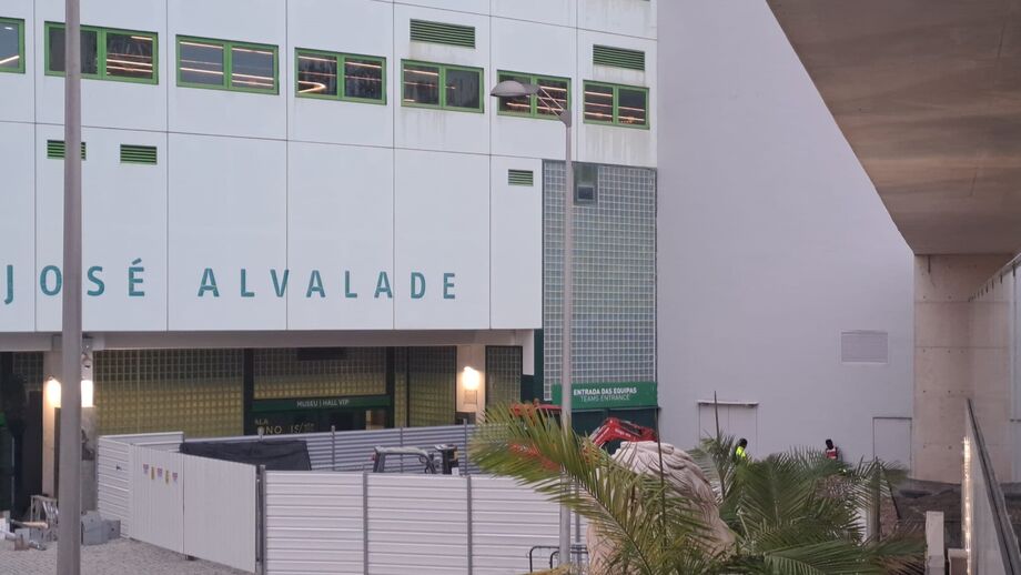 Novo elevador panorâmico em construção no Estádio José Alvalade, em Lisboa