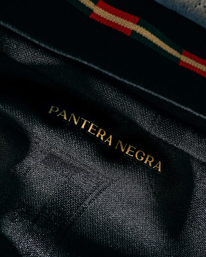 Camisola da seleção portuguesa homenageia Eusébio e assinala os 60 anos da Bola de Ouro