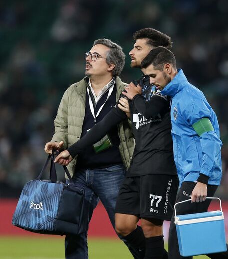 Médio teve de ser assistido em Alvalade