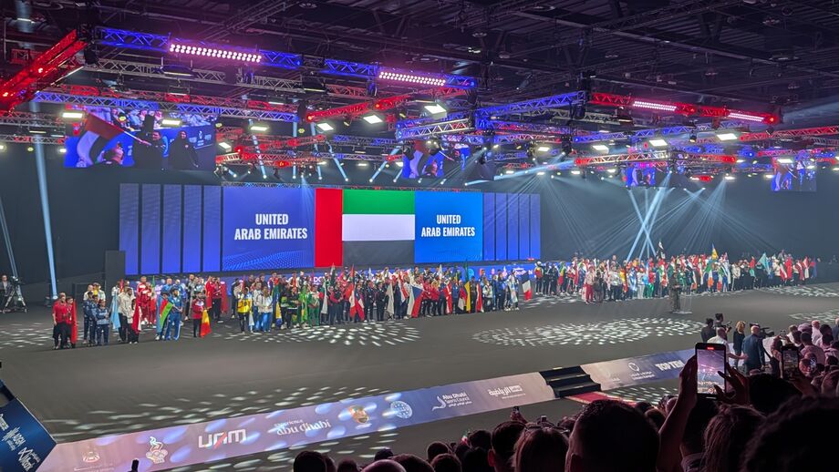 Cerimónia de abertura do Mundial de kickboxing WAKO em Abu Dhabi