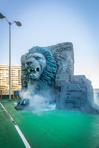 Leão gigante da PlayStation surge em Alvalade, perto da Porta 5