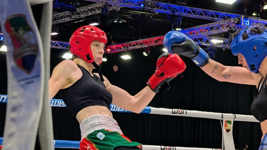 Catarina Dias de ouro em Abu Dhabi