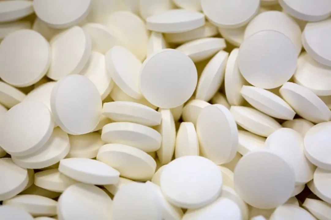 hristian Nègre oferecia às entrevistadas cafés ou chás com um diurético potente