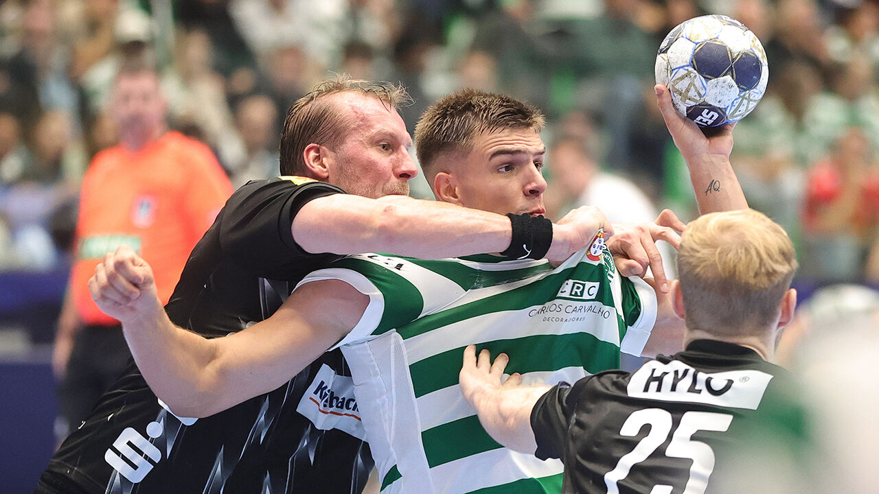 Kiko Costa, jogador do Sporting, na mira do Barcelona