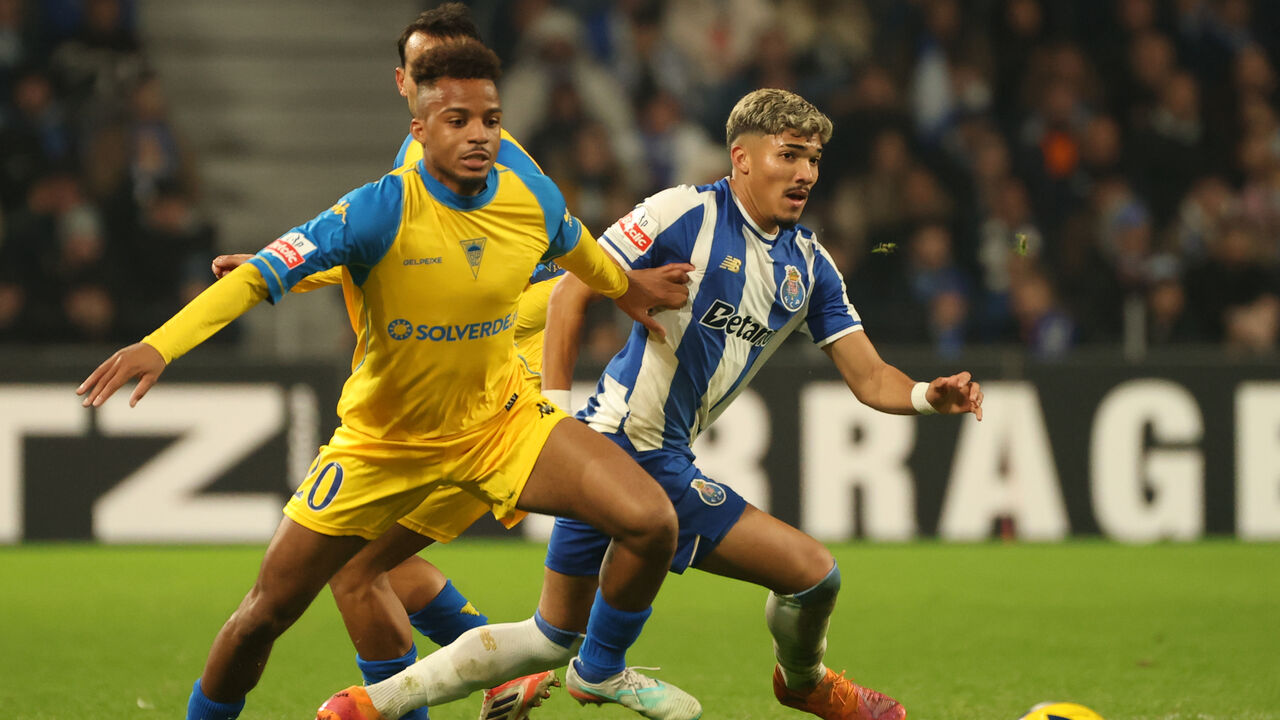 Gonçalo Costa falha jogo após lesão contra o FC Porto