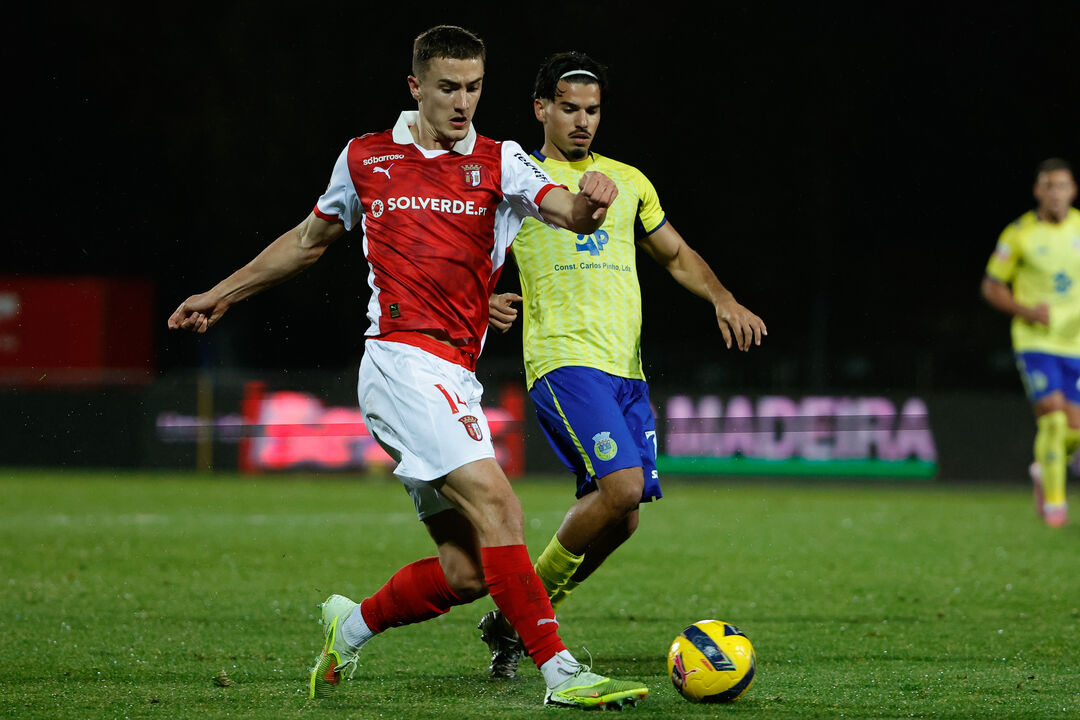 Lagerbielke destacou-se em campo, liderando a equipa