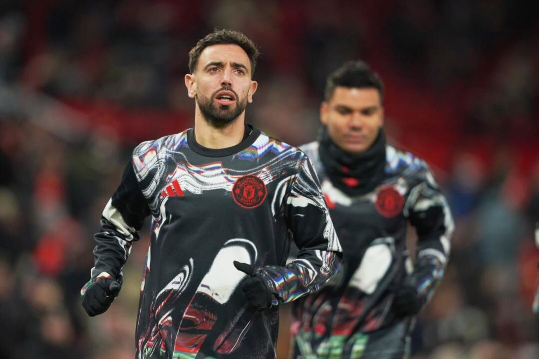 Bruno Fernandes e Casemiro antes do jogo Manchester United-West Ham