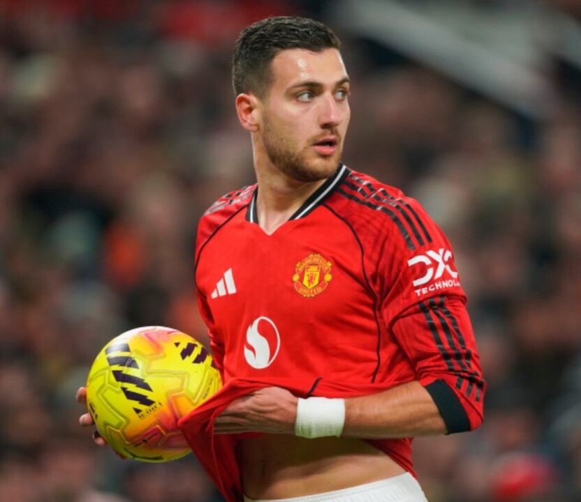 Dalot destaca-se no empate entre Man. United e West Ham.
