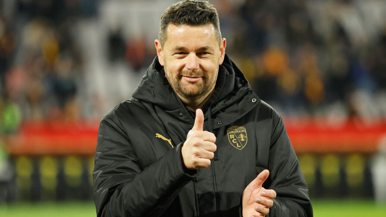 Pierre Sage, treinador do Lens