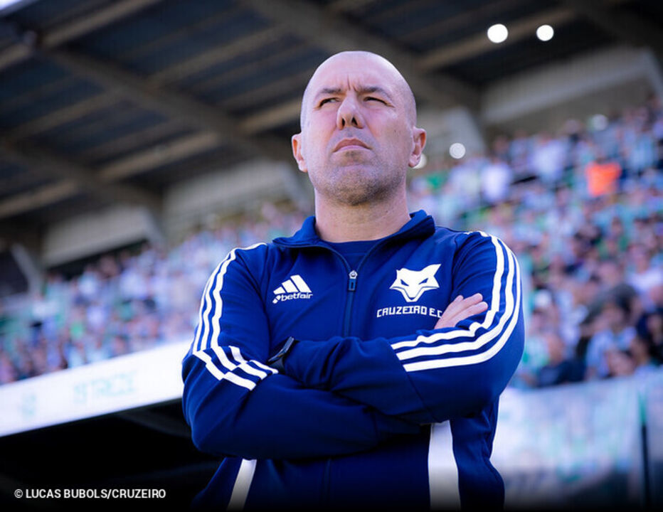 Dirigente do Cruzeiro fala sobre o futuro de Leonardo Jardim no clube