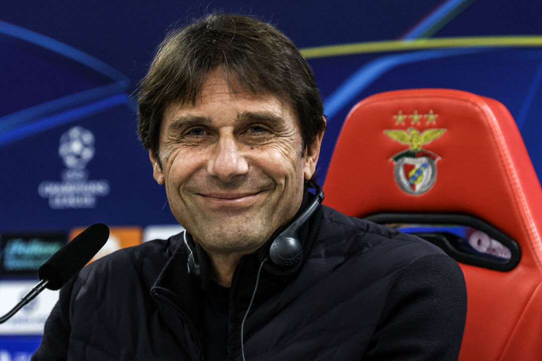 Antonio Conte destaca valor do Benfica