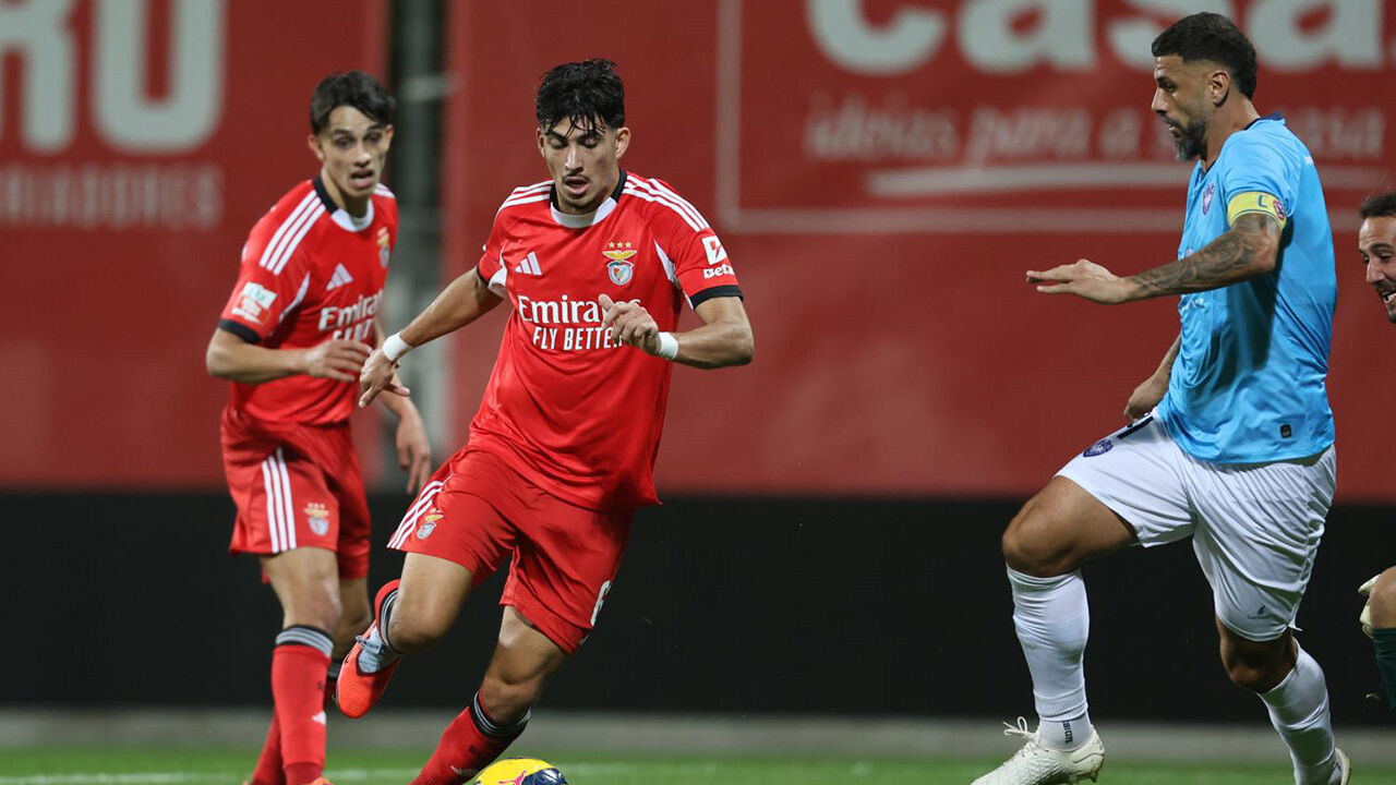 João Veloso confiante após aposta de Mourinho na formação do Benfica