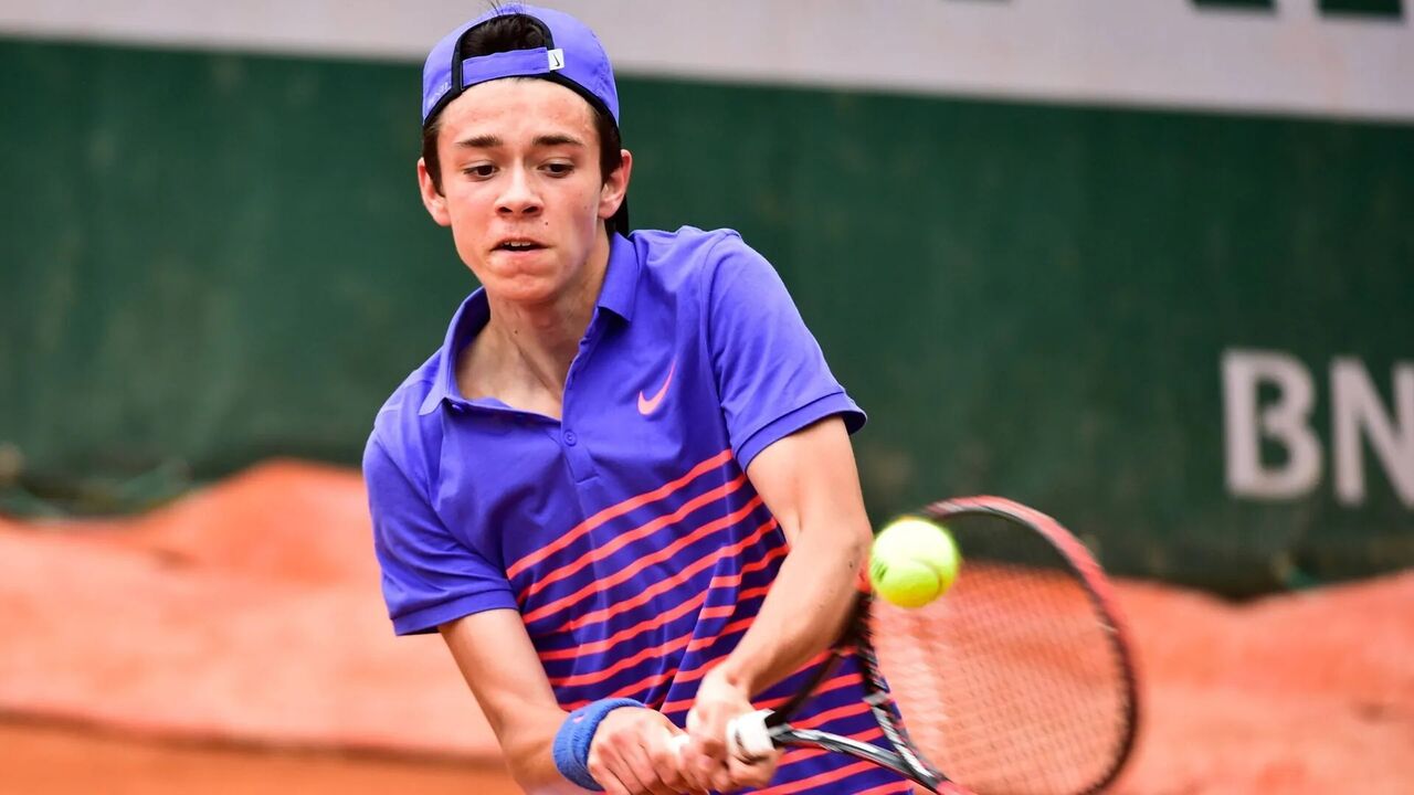 Quentin Folliot banido por resultados combinados